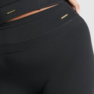 NWT WHITNEY HIGH RISE LEGGINGS Black XS